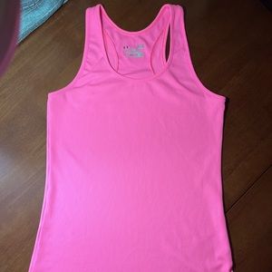 🌸 3/$18 🌸 Hot Pink Under Armour Heat Gear Tank